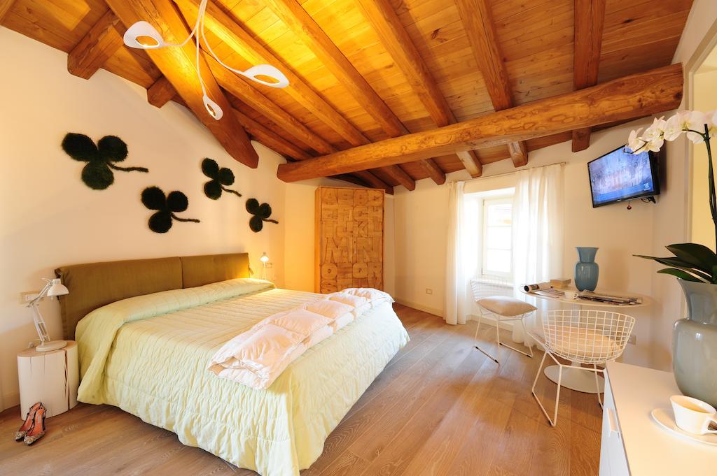 Locanda Al Castelletto Tremosine Стая снимка